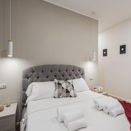 The Best Rent - Modern Three-Bedroom Apartment A Few Steps From The Colosseum Экстерьер фото