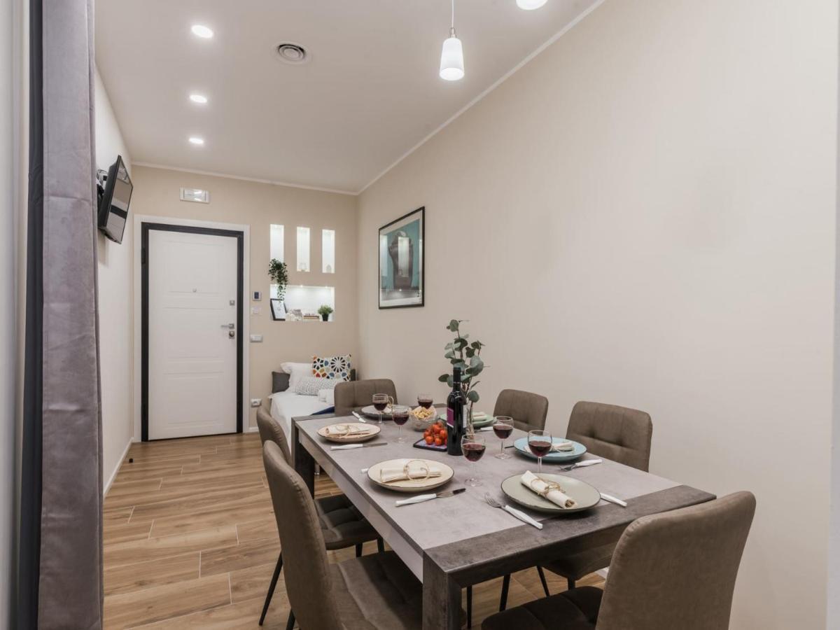 The Best Rent - Modern Three-Bedroom Apartment A Few Steps From The Colosseum Экстерьер фото