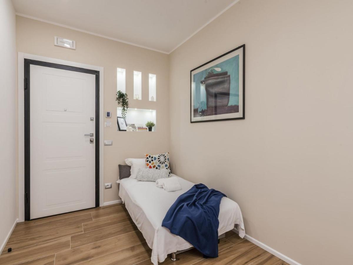 The Best Rent - Modern Three-Bedroom Apartment A Few Steps From The Colosseum Экстерьер фото