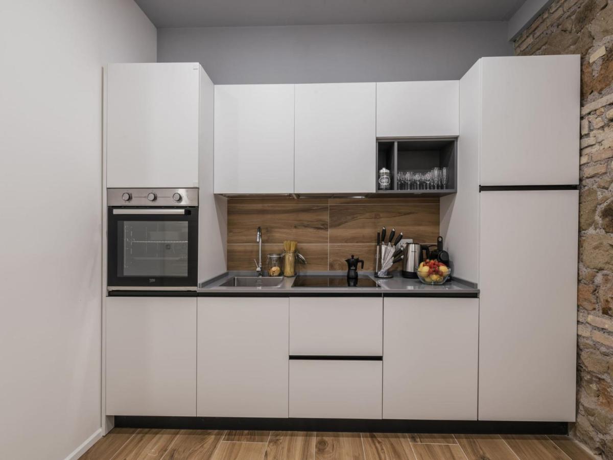 The Best Rent - Modern Three-Bedroom Apartment A Few Steps From The Colosseum Экстерьер фото