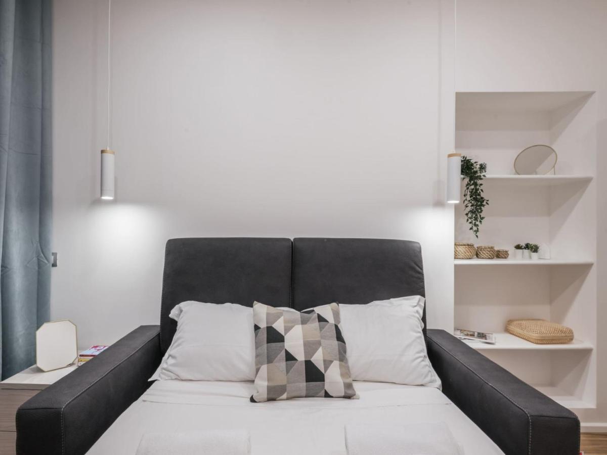 The Best Rent - Modern Three-Bedroom Apartment A Few Steps From The Colosseum Экстерьер фото
