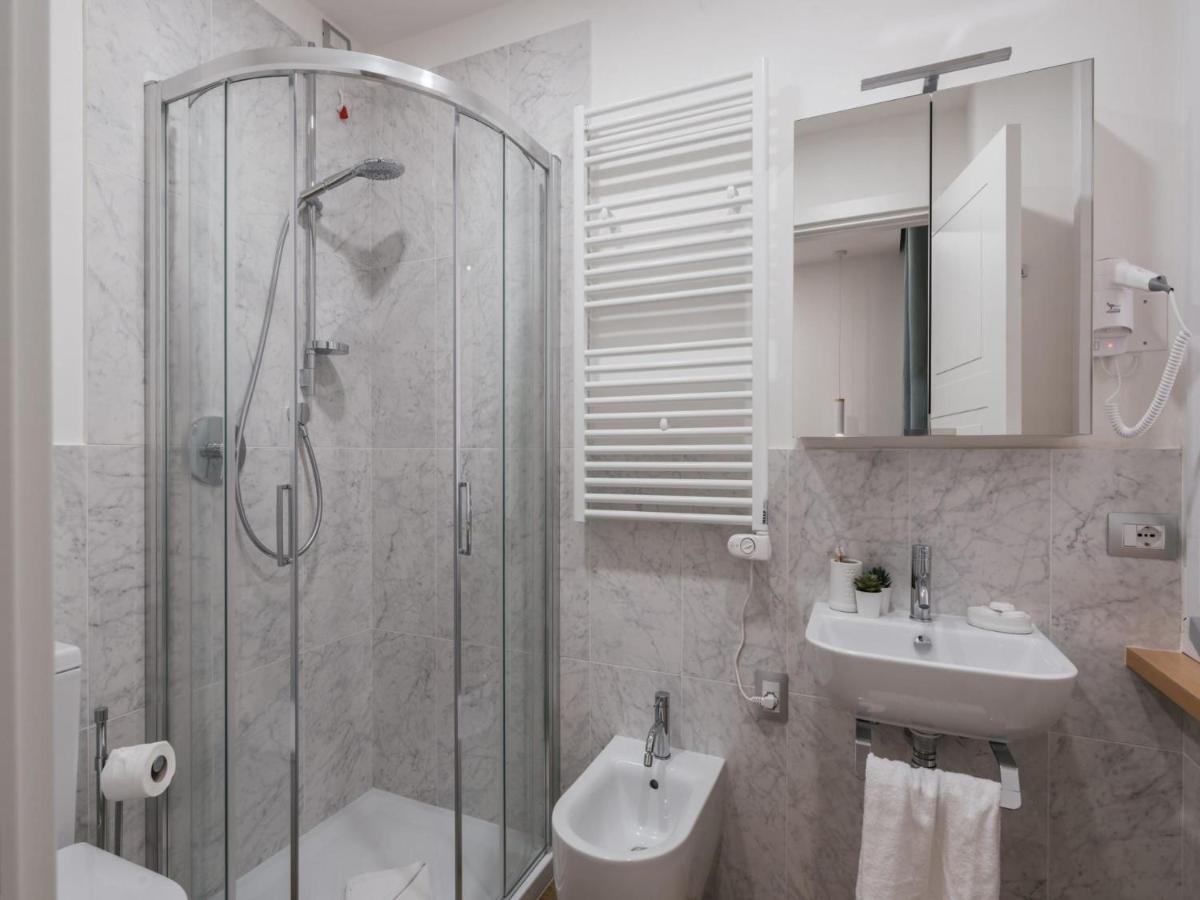 The Best Rent - Modern Three-Bedroom Apartment A Few Steps From The Colosseum Экстерьер фото